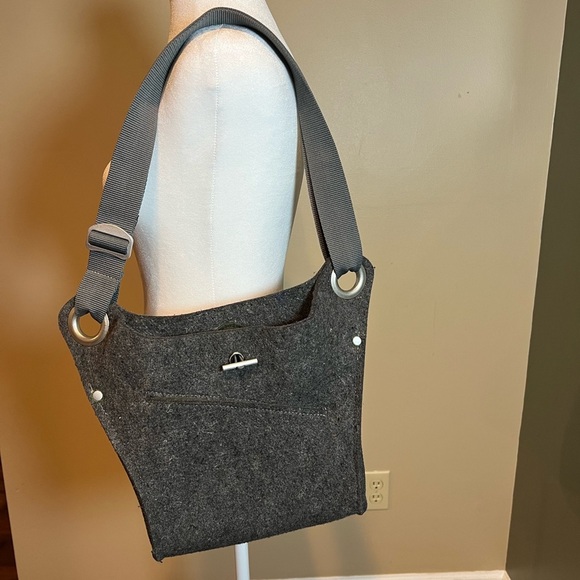 IBEX PURSE GRAY Recycled Felted Wool Messenger TOTE Bag Adjustable Strap! - Picture 3 of 3